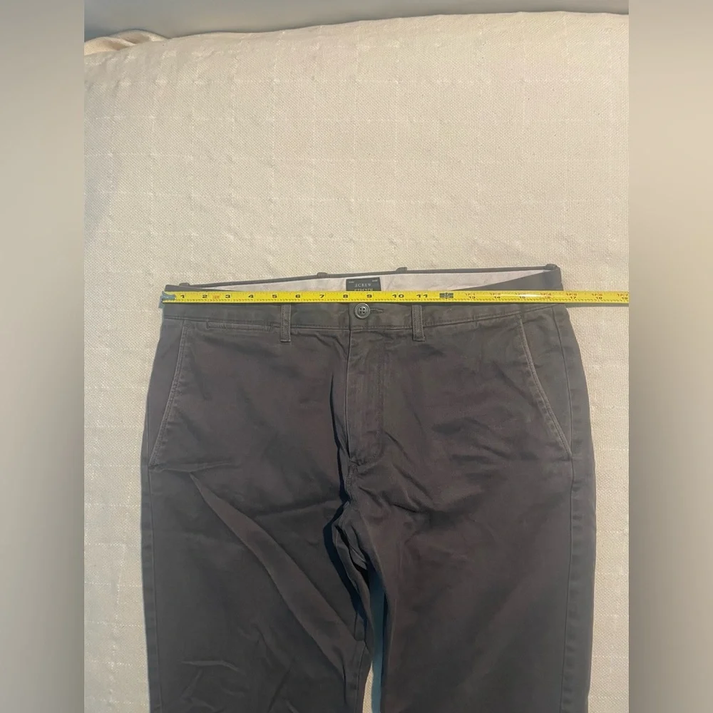 J. Crew 484 Men's Dark Gray Chinos Size W32 L32 Worn in Great Condition